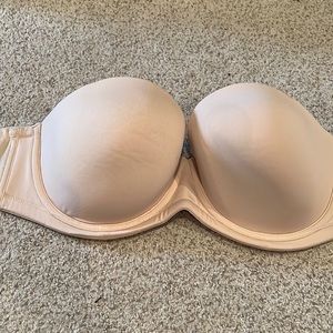 Wacoal strapless bra 38DD